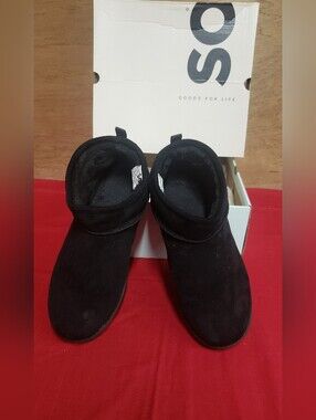 SO Fur Lined Black Ladies Booties 11